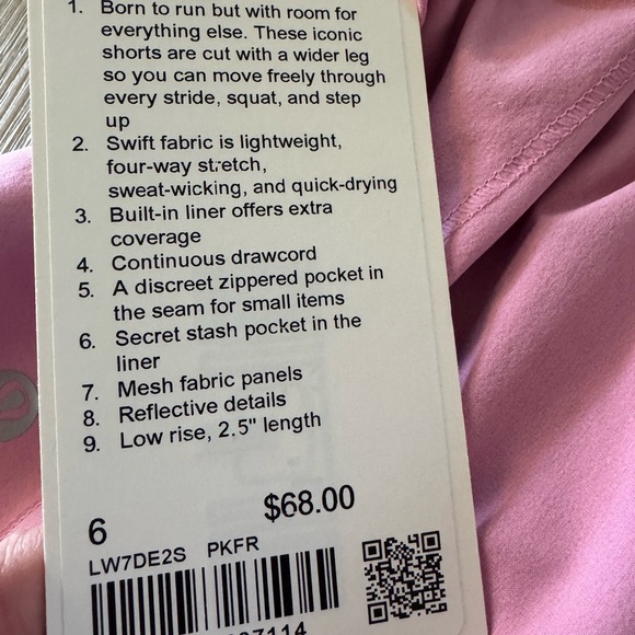 Lululemon Hotty Hot LR Short 2.5”. Size 6/Small. NWT, sold out color! - Picture 3 of 3